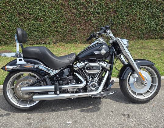 HARLEY-DAVIDSON SOFTAIL FAT BOB 114 